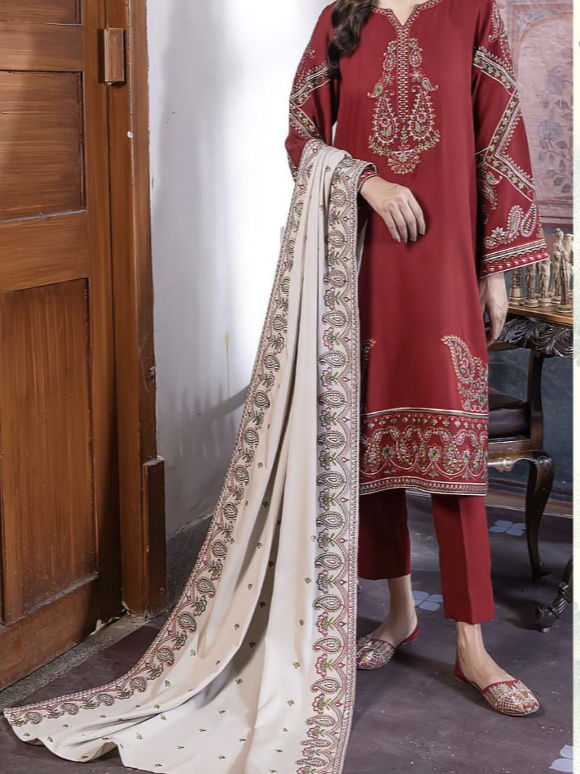 NOOR BY SADIA ASAD – Winter Luxury Collection 2025 | Dhanak Heavy Embroidered 3-Piece Unstitched Suit with Embroidered Shawl