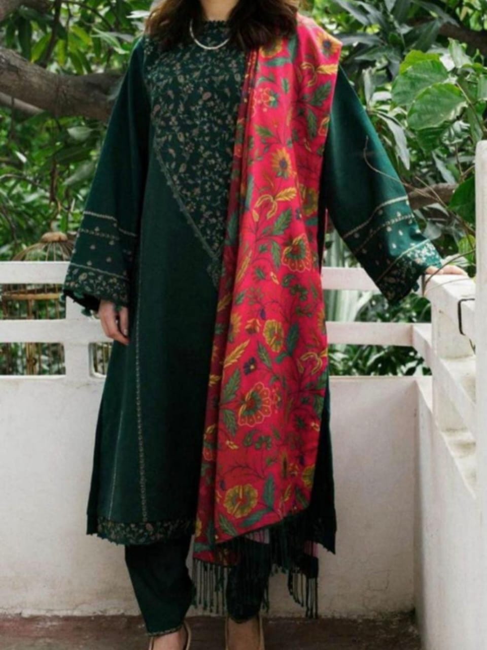 Sapphire Winter Collection 2025 – Dhanak Embroidered 3-Piece Unstitched Suit with Printed Shawl