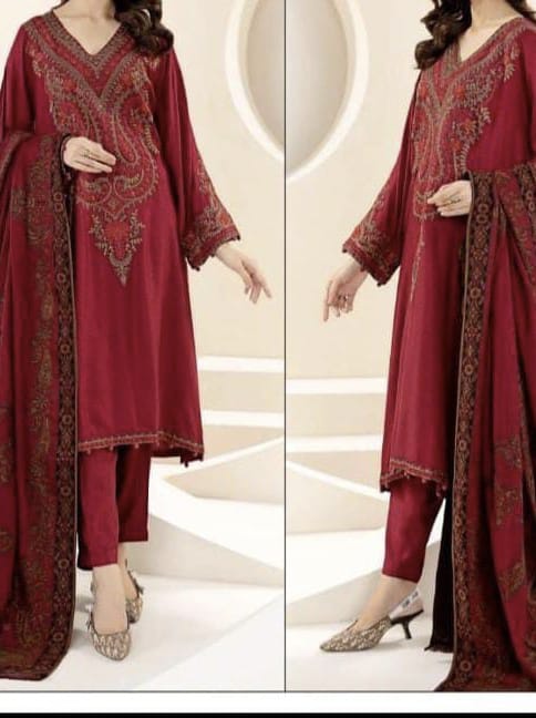 Maria.B Winter Collection 2025 (Vol. 24) – Dhanak Heavy Embroidered 3-Piece Unstitched Suit with Digital Printed Wool Shawl